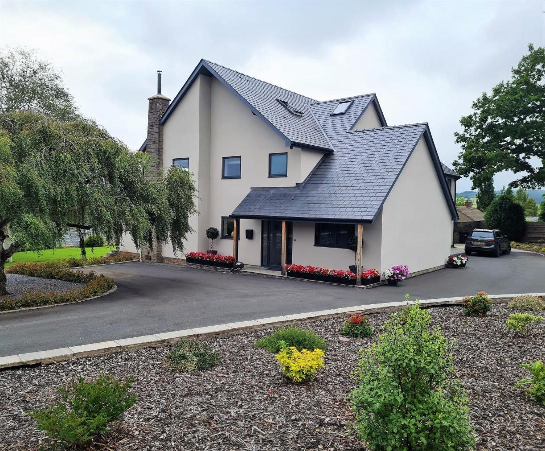 Camden Lodge B&B And Cottage ブレコン エクステリア 写真
