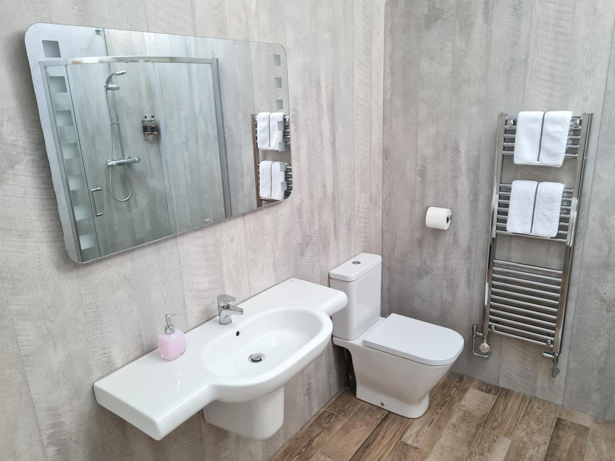Camden Lodge B&B And Cottage ブレコン 部屋 写真